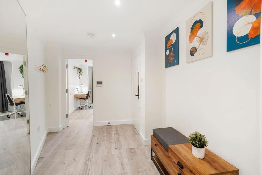 Modern 2 Bedroom Apartment In The Heart Of Londres Extérieur photo