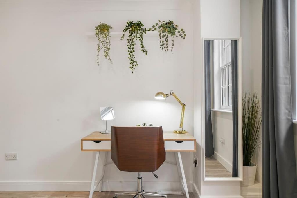 Modern 2 Bedroom Apartment In The Heart Of Londres Extérieur photo